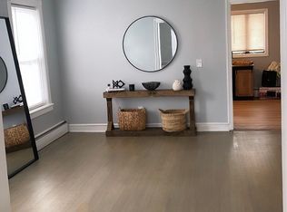 390 Weeden St APT 1, Pawtucket, RI 02860