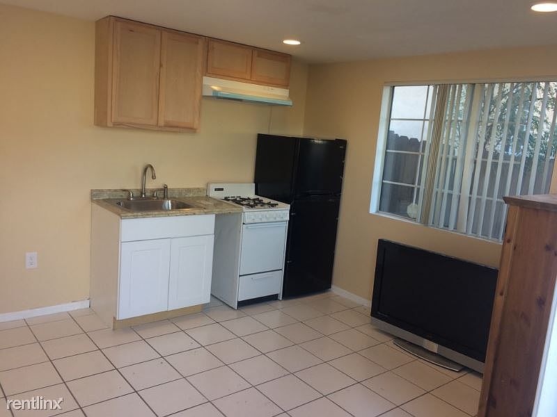 1st image of 10345 Jardine Ave