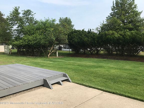 3rd image of 514 Jamaica Boulevard