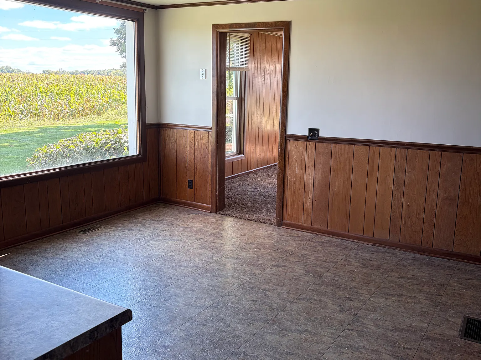 3 bed, $1,500 — Photo 4