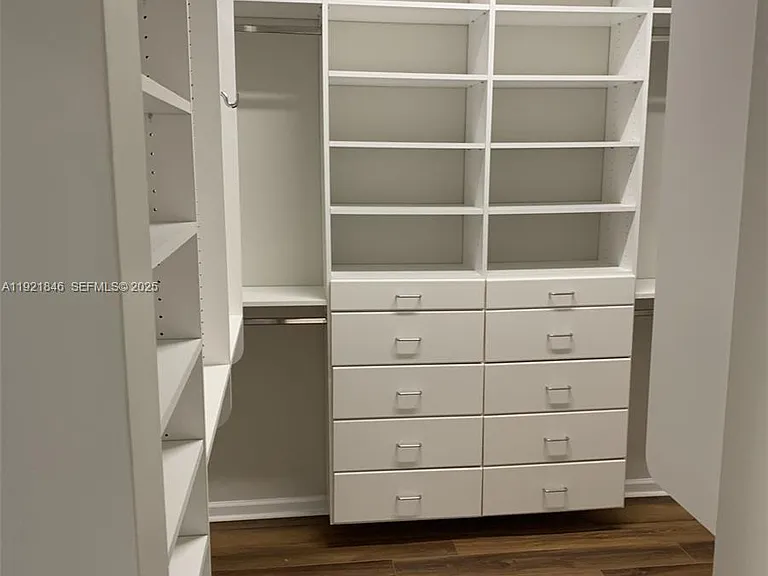 2518 Bay Pointe Ct — Photo 15