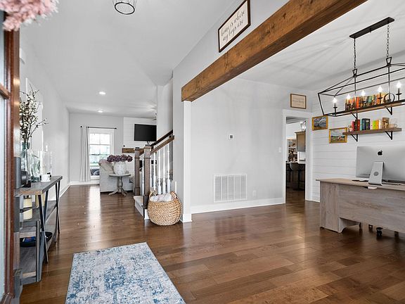 5th image of 2854 Brunswick Dr