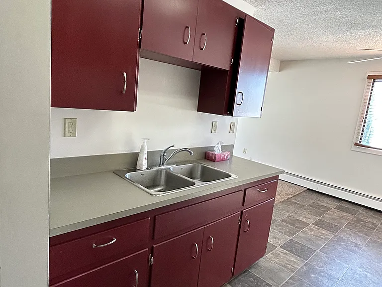 129 Centre St S #1 — Photo 6