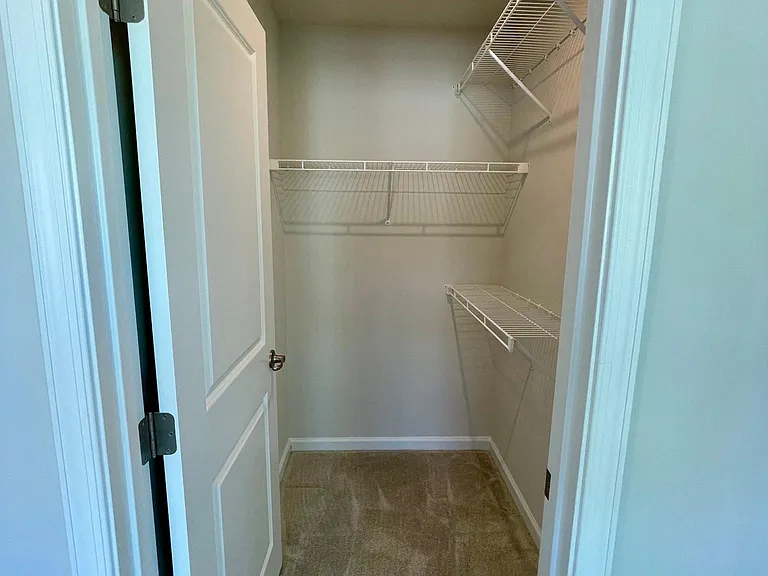135 Dripping Spring Dr — Photo 8