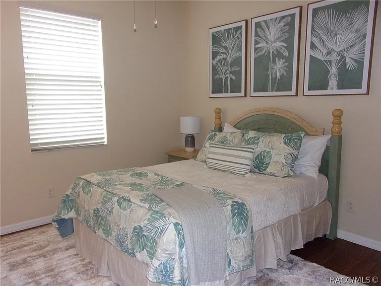 877 W Silver Meadow Loop — Photo 26