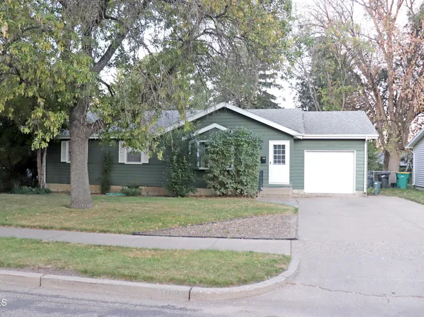 1708 N Bell St, Bismarck, ND 58501