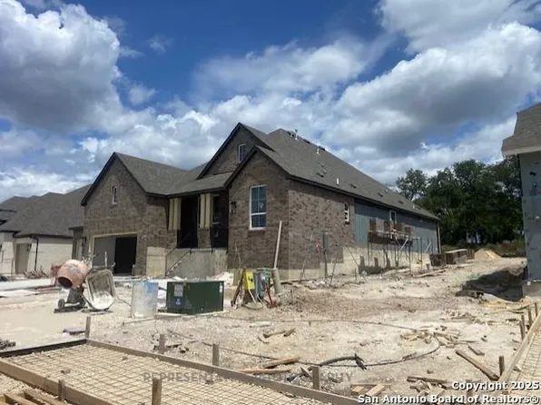 127 Olmos Creek, Boerne, TX 78006