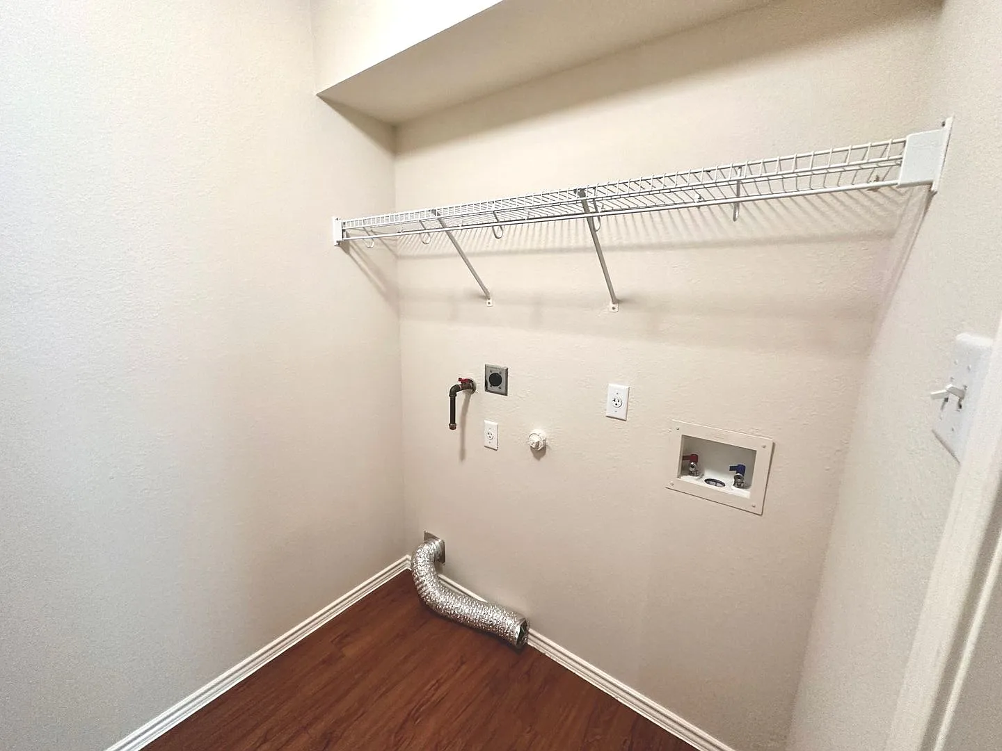 Charming Round Rock Home with Garage & Large Fenced Backyard — Photo 4