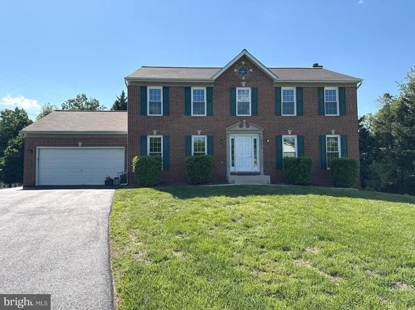 8266 Spring Branch Ct, Laurel, MD 20723