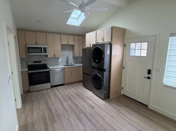 8472 San Carlos Way #B, Buena Park, CA 90620