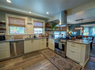 922 W 3rd St, San Pedro, CA 90731