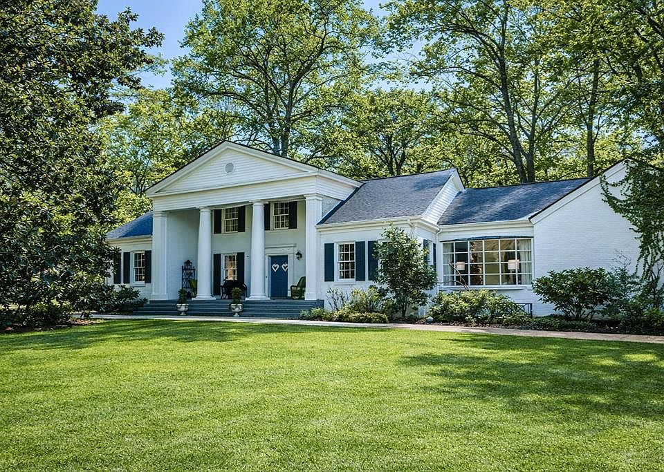 1st image of 518 College Hill Rd