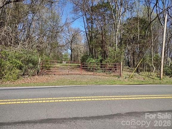 5th image of 6716 Rock Island Rd