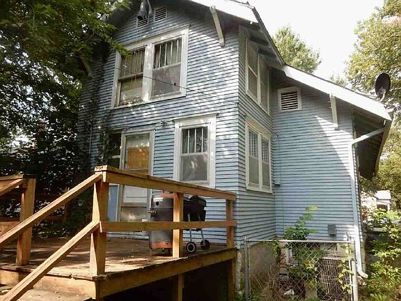2nd image of 310 S Atchison St