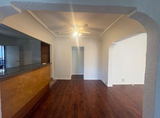 6840 Newell St, Huntington Park, CA 90255