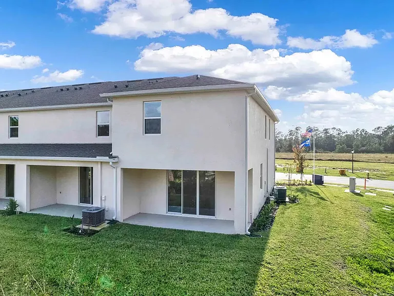 208 Reena Dr — Photo 6