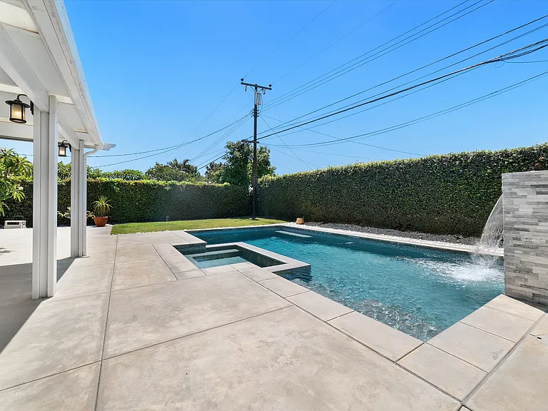Heated pool, waterfall, hot tub