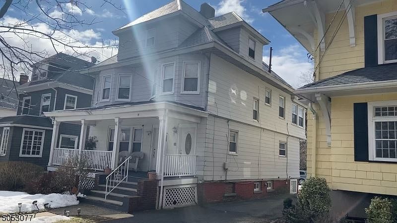 1st image of 68 Whittingham Pl Floor 2