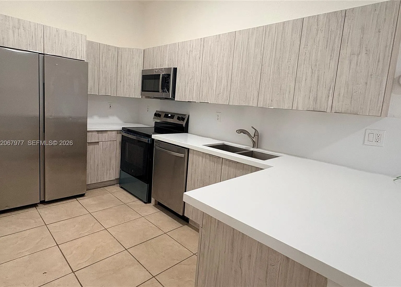 Richmond Townhouse — Photo 2