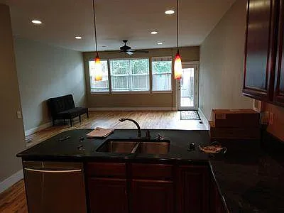 2061 S Columbine St — Photo 4