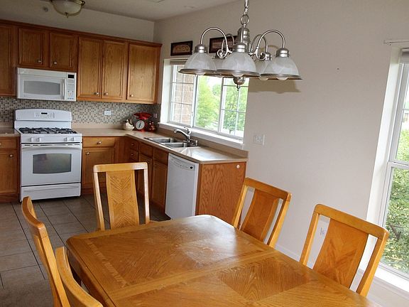 4th image of 2671 Stone Cir Unit 203