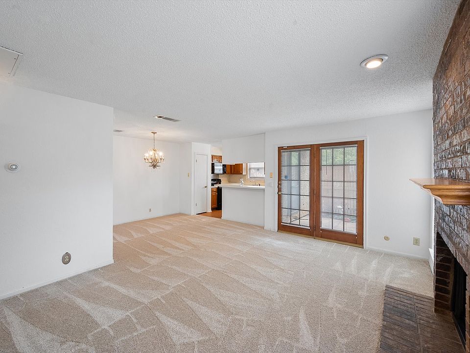 Cloisters Condominiums 1904 Cloisters Dr Arlington TX Zillow