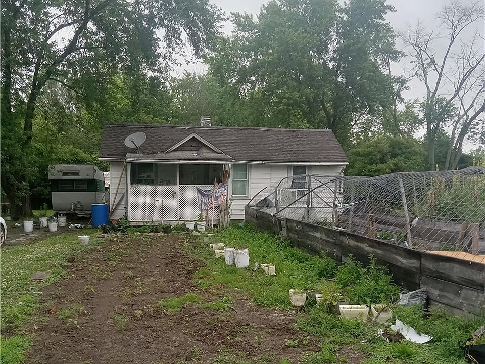 1st image of 731 16th St