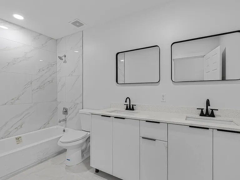 16925 SW 100th Ave #B1 — Photo 13
