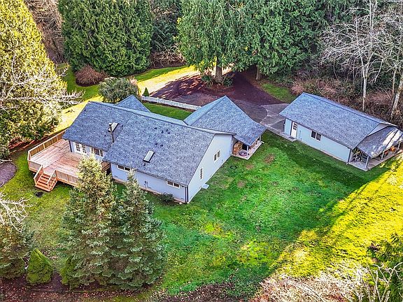 5th image of 17824 25th Drive NW