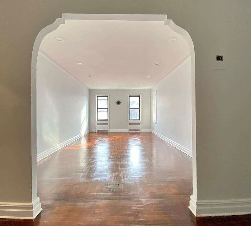 1st image of 515 Avenue I APT 4