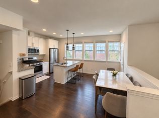 62 Kalter Dr #20, Troy, MI 48098