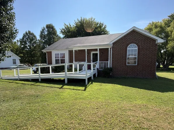 107 Kenwood Dr, Portland, TN 37148