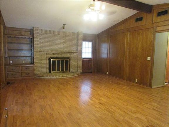 3rd image of 306 Highland Dr