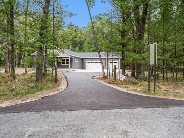 3814 Ewing Rd, Twin Lake, MI 49457