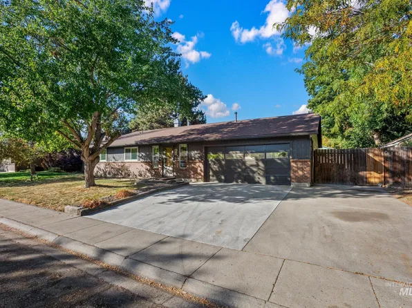 850 E Ironside Dr, Boise, ID 83706