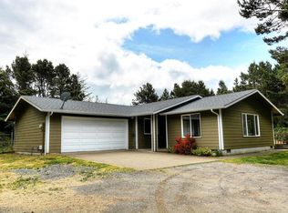 3785 SW Dahlia St, Waldport, OR 97394