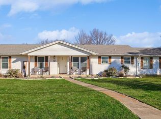 640 E Gee St, Pilot Point, TX 76258