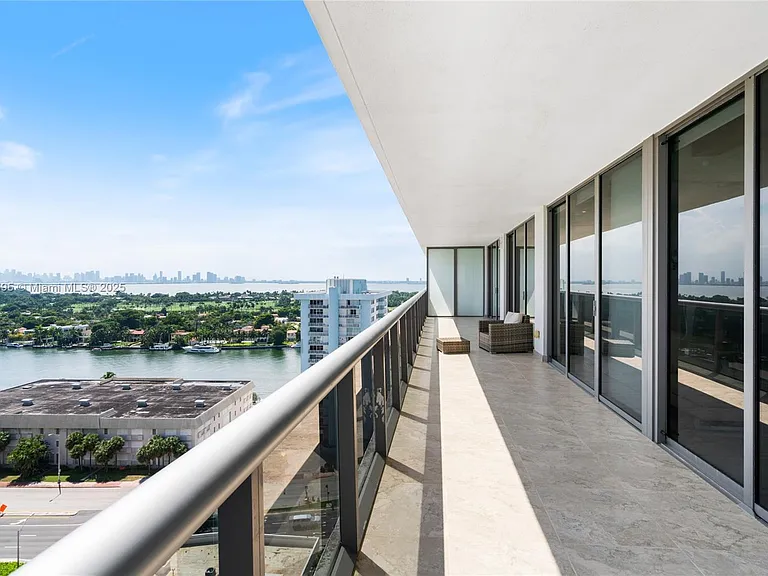 5875 Collins Ave #1902 — Photo 53