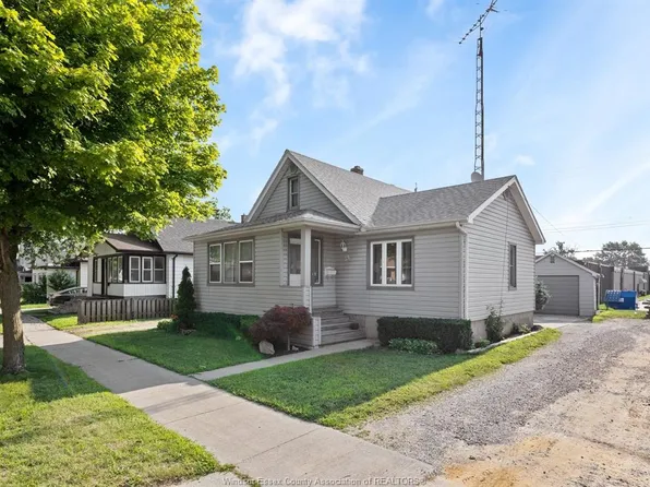 28 White St, Leamington, ON N8H 3G3
