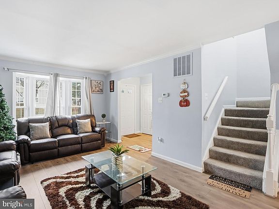 5th image of 137 Gentlebrook Rd