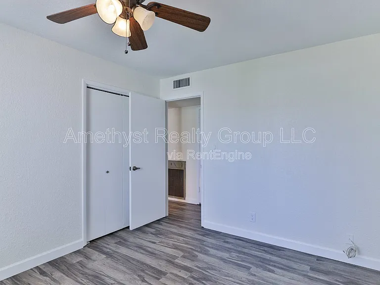 4419 W Shaw Butte Dr — Photo 17
