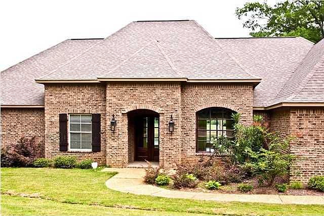1st image of 418 Audubon Woods