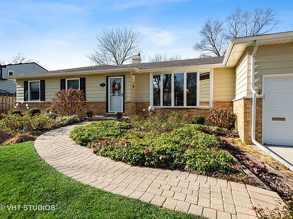 2nd image of 156 N Richards Dr
