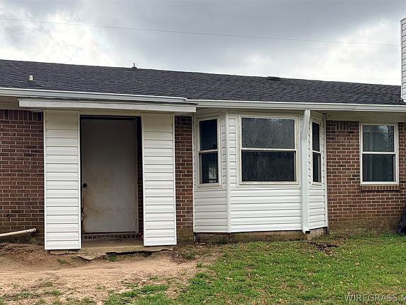 2nd image of 1499 E Neva Drive In Rd