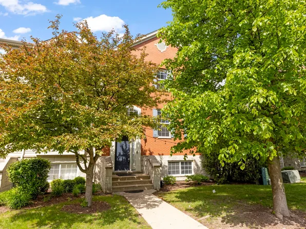 4216 Drexel Ave, Aurora, IL 60504