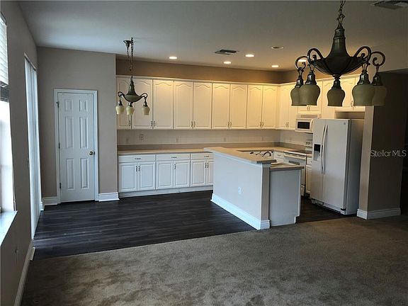 4th image of 10426 Frog Pond Dr