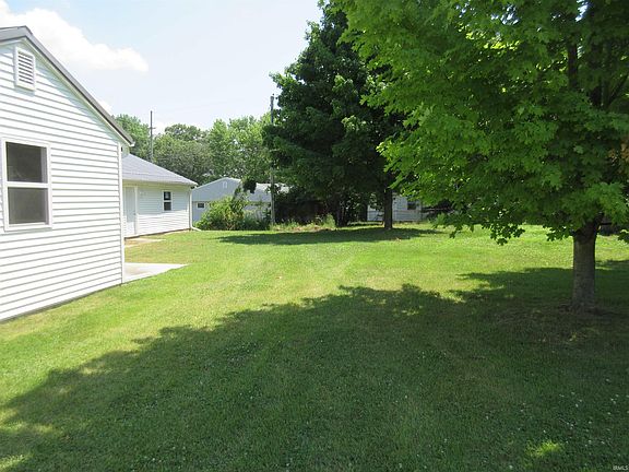 5th image of 102 Sylvia Dr