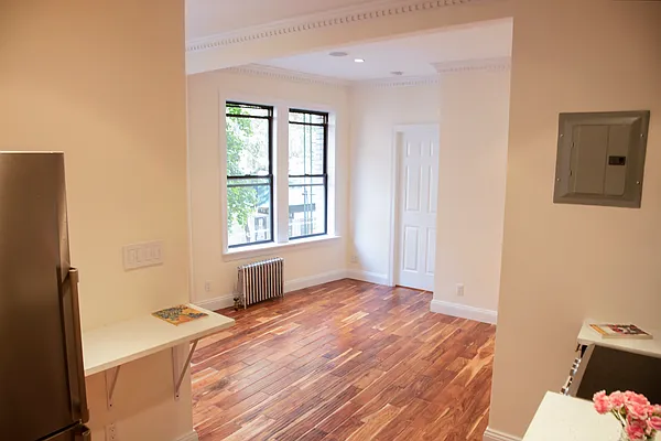 Rented by Blip LLC | media 3