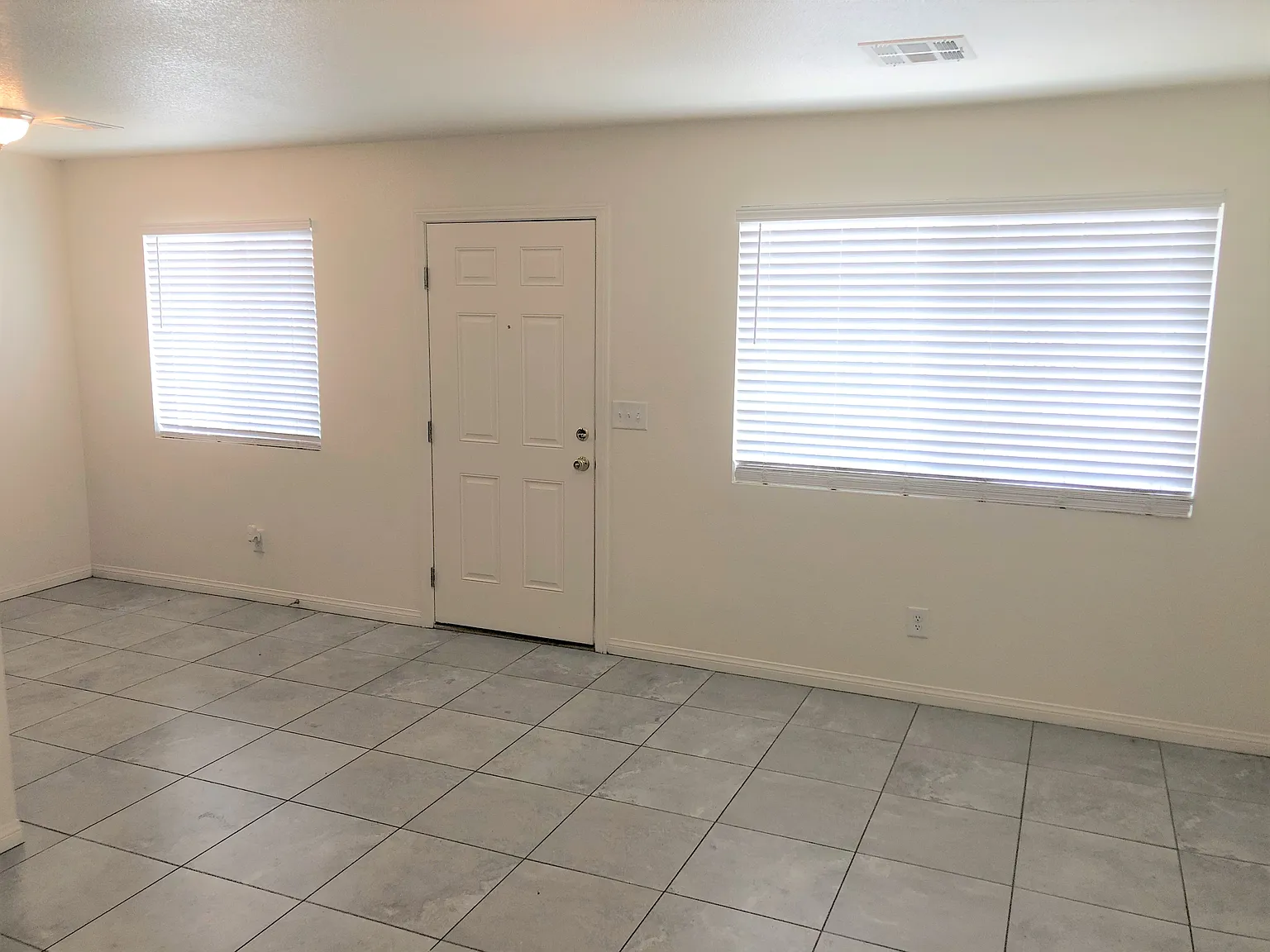 2 bed, 756 sqft, $995 — Photo 4