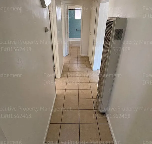 820 Moore St — Photo 18